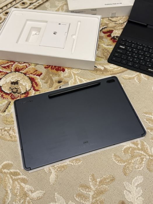 Samsung tab s 7 fe Eac + keyboard идеальное состояние