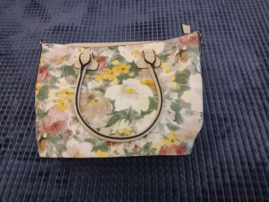 Дамска чанта от екокожа