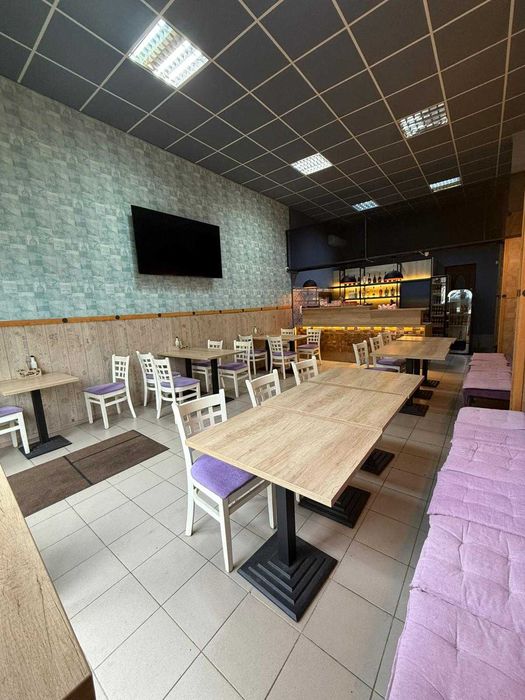 Vand bucatarie profesionala completa si mobilier restaurant 20,000 EUR