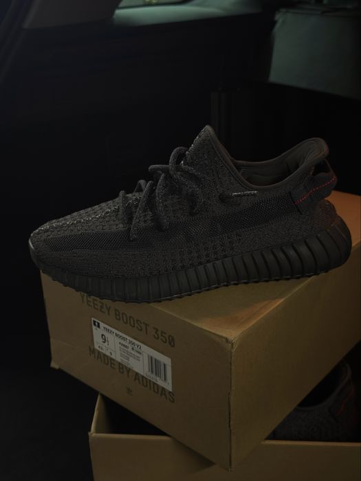 Vand Yeezy boost 350 v2 reflective static black