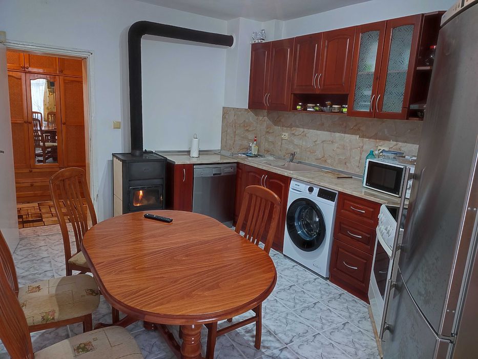 Двустаен обзаведен апартамент в гр.Балчик