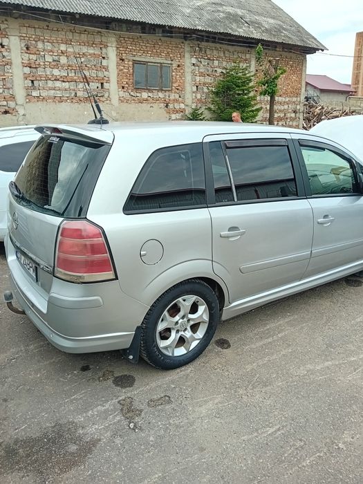 Vand Opel Zafira, Motor 1-9, An 2006, Unic Proprietar.