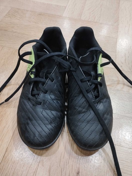 Бутонки за футбол