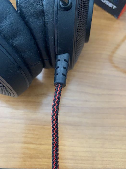 Genesis Neon 600RGB Gaming headset