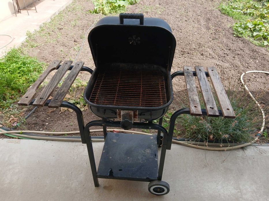 барбекю на въглища