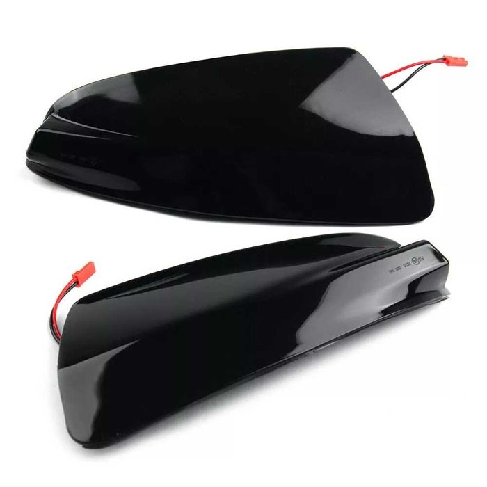 Гаранция! Нови Динамични Мигачи за Mercedes W204 S204 W639 W164