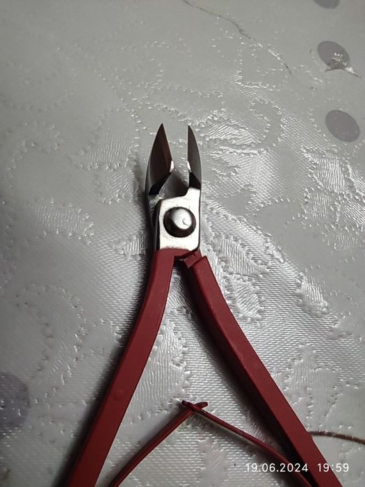 Щипцы маникюрные. Ашки . Кусачки.