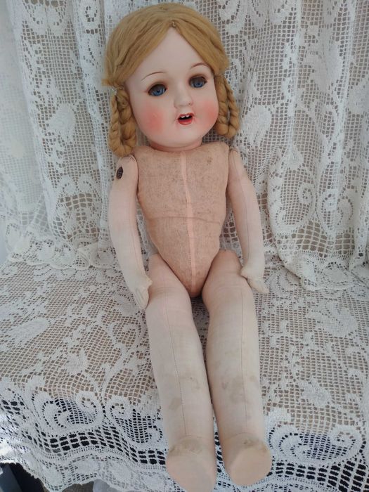 Papusa de portelan Armand Marseille 966, 60cm