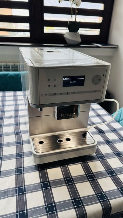 Espressor Miele 6350 One Touch