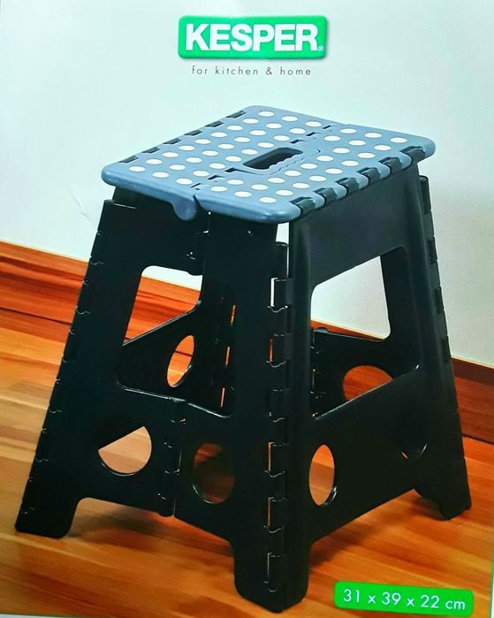 SCAUNE PLIABILE din plastic special, rezistent NOI - 40 Lei/bucata