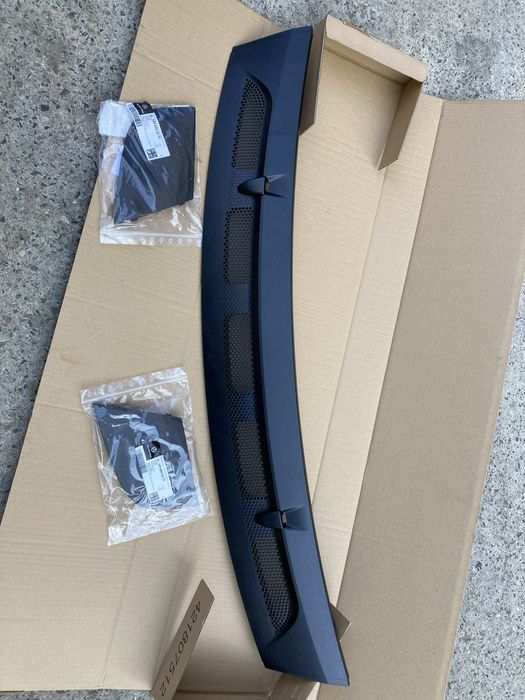 Кора преден капак W245 , кора пръскалки чистачки