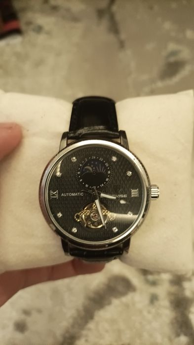 Продаются механические часы TEVISE