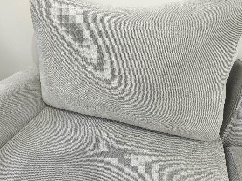 Продам недорого диван