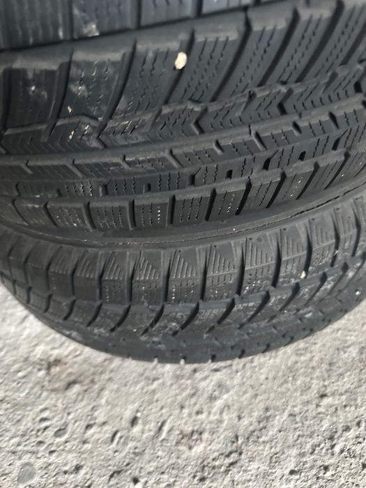 Продавам железни джанти с нови зимни гуми14”