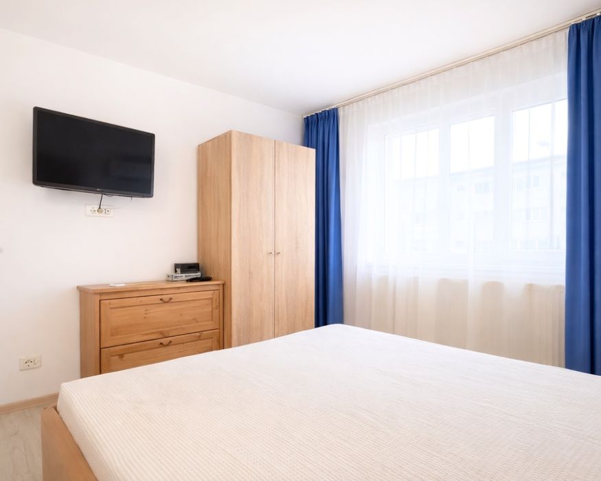 Proprietar Ap 3 camere, et.2/4, vis a vis de Iulius Mall