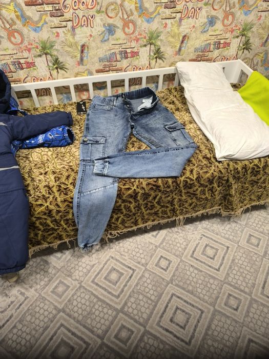Продам новые джинсы из Германии