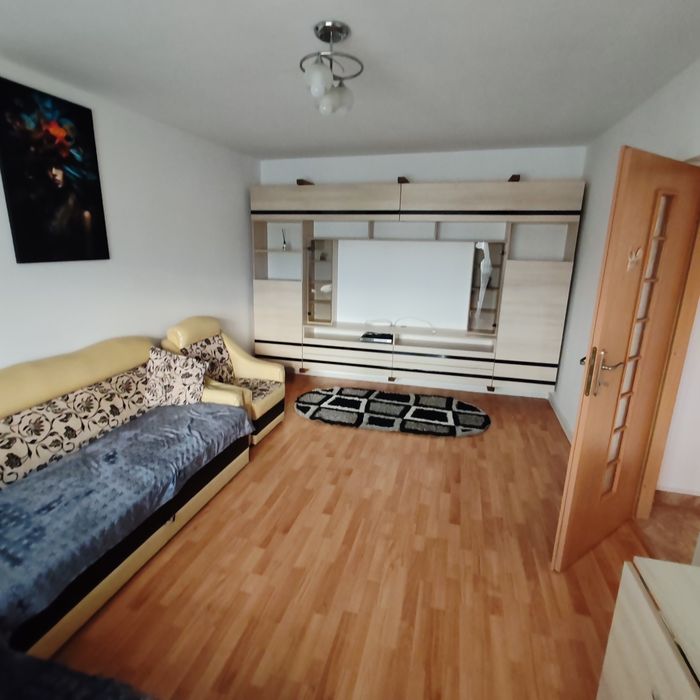 Inchiriez apartament 2 camer