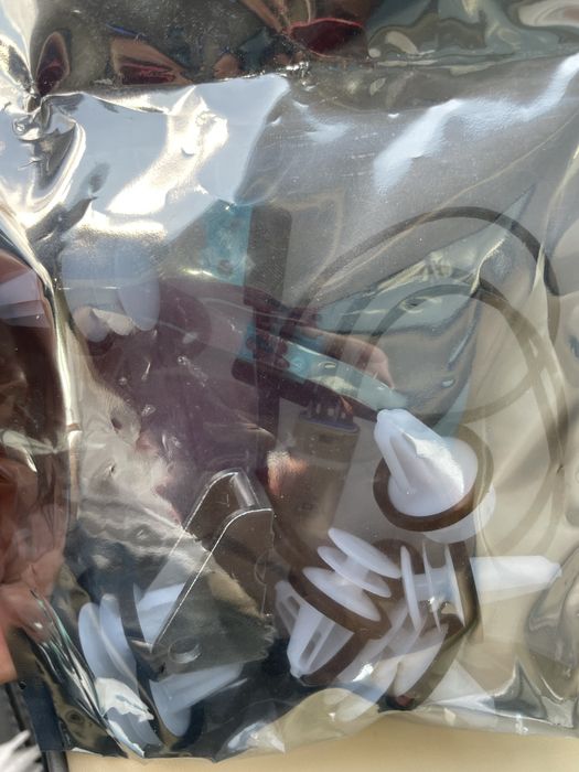 Комплект за ремонт брава Tesla Model S