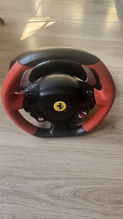 Волан с педали Thrustmaster - Ferrari 458 Spider, червен за XBox