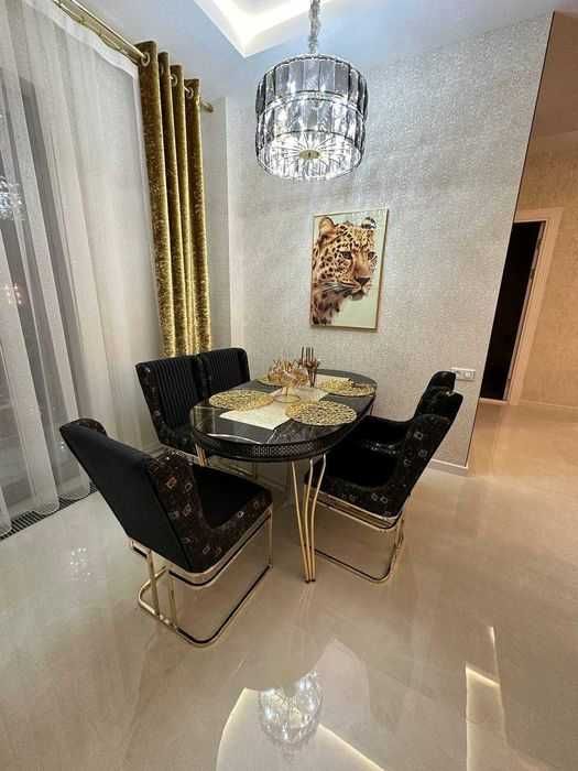 Паркентский • ЖК Oq Saroy • 3-комн • 90м2 • этаж 6/8 (АЗ:0018)