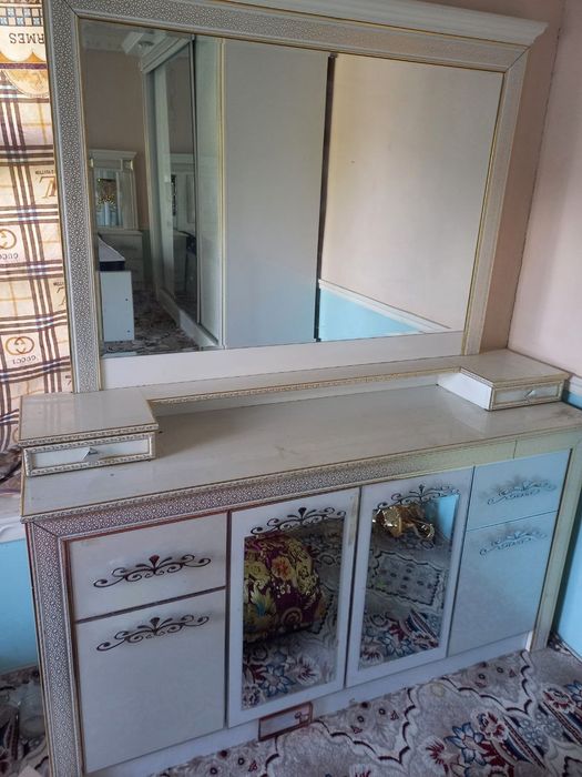 Mebellar sotiladi yangi ishlatilmagan