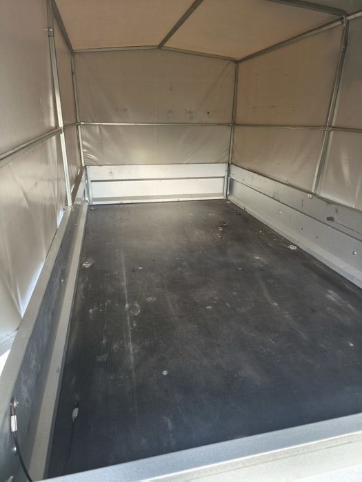 Ремарке под наем