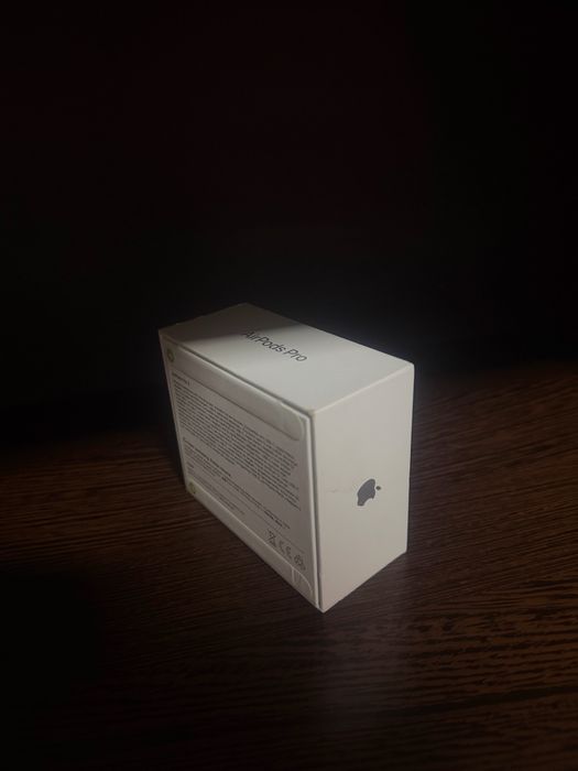 vand casti AirPods Pro 3