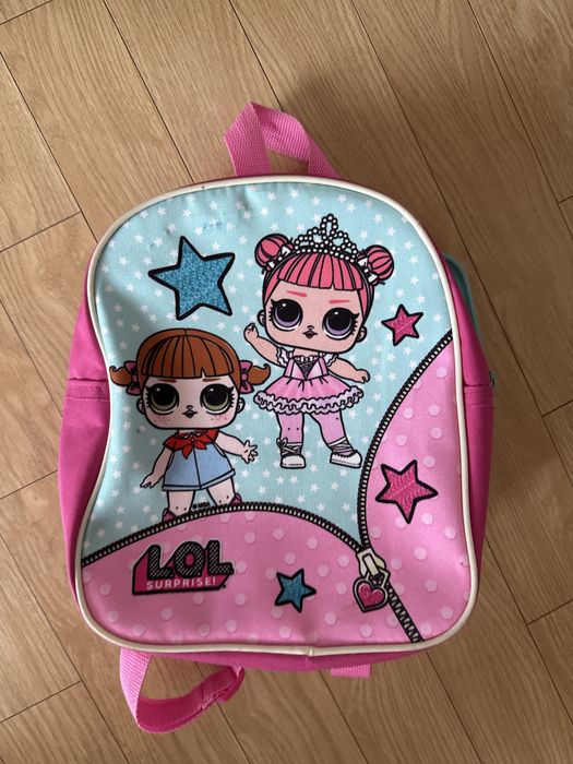 Продам  2 рюкзака девочкам