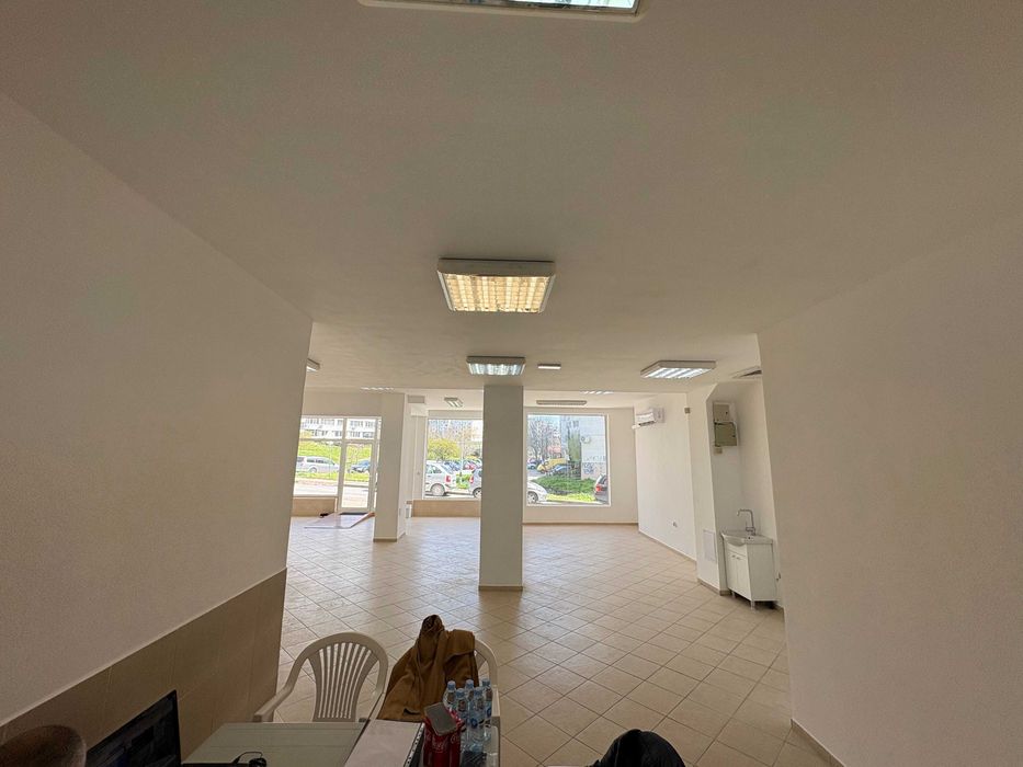 Промишлено помещение под наем, Владислав Варненчик, гр.Варна