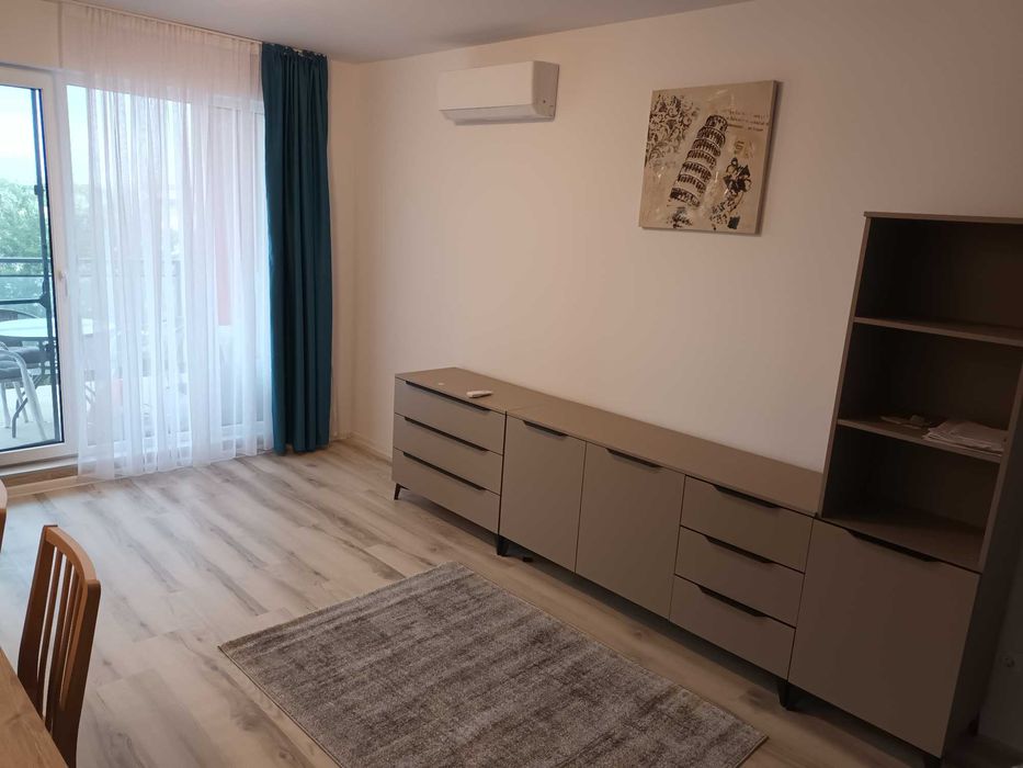 Propietar,  Inchiriez apartament  bloc nou ,2 cam,  zona Lipovei