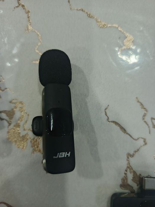 JBH mikrofön sotiladi holati yaxshi yangi ishlatilmagan