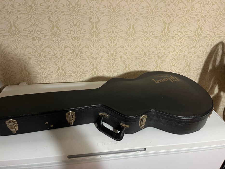 Гитара Gibson ES 335