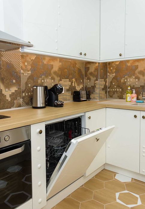 Дава се под наем Тристаен апартамент в Варна, Чайка - 93 кв.м за 1100 € - Снимка #5