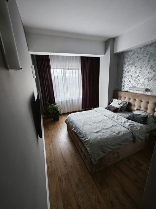 Vand apartament 2 camere