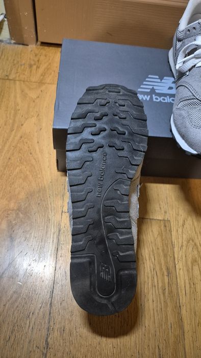 New balance 373  размер 40