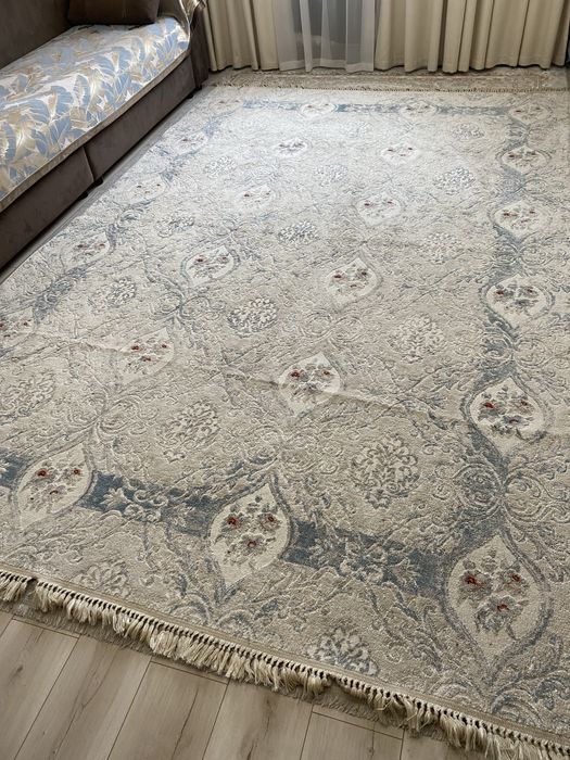 Ковер 230 на 350