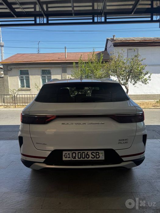 BYD song plus DM-i AWD 2023