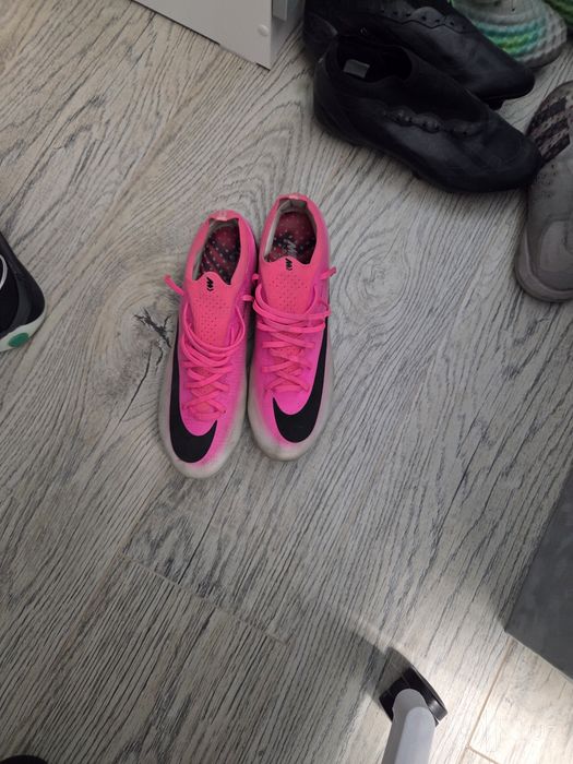продам бутсы 40-41