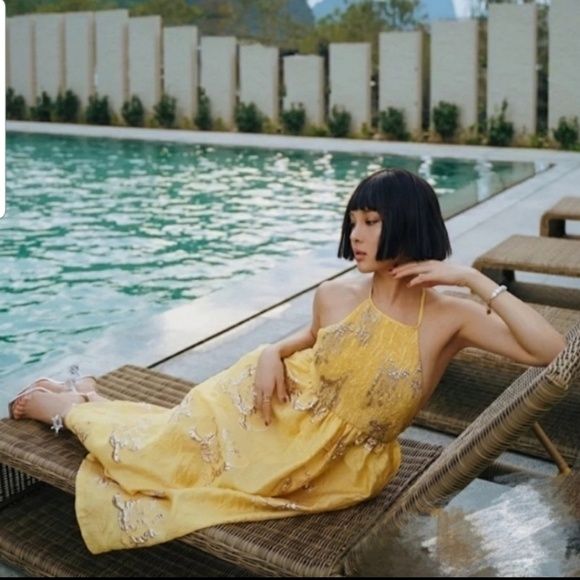 Rochie cu spate decupat Zara limited edition