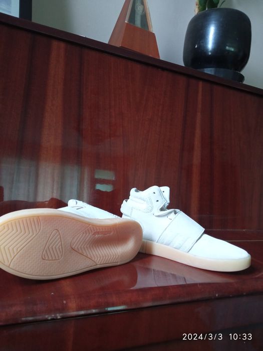 НОВИ Adidas 35 номер