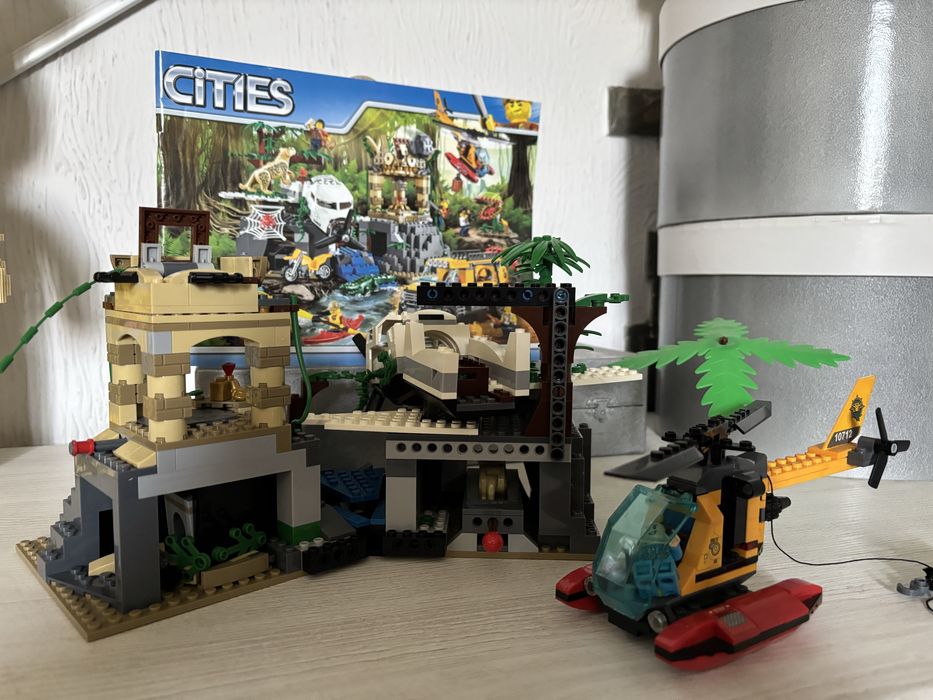 Конструктор аналог lego