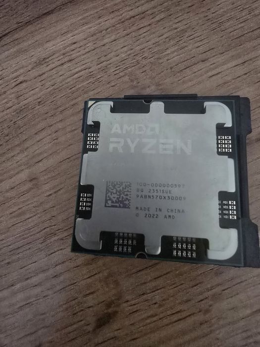 Ryzen 5 7500f Не стоял в пк