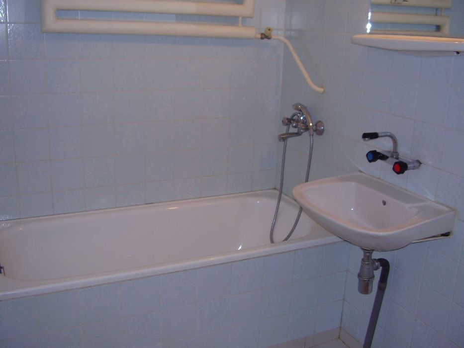 Дава се под наем Тристаен апартамент в Пловдив, Каменица 2 - 80 кв.м за 448.8 € - Снимка #3