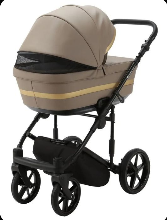 Продам коляску 2 в 1 Adamex rimini