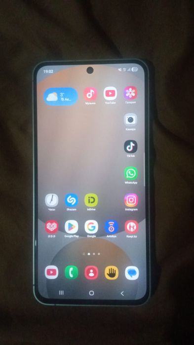 Продам тел Samsung S24 fe