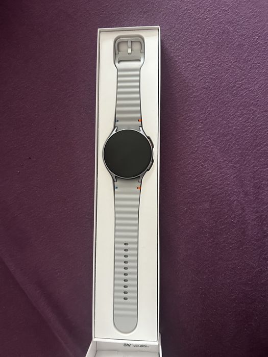 Samsung Galaxy Watch 7 44mm LTE Silver Нов!