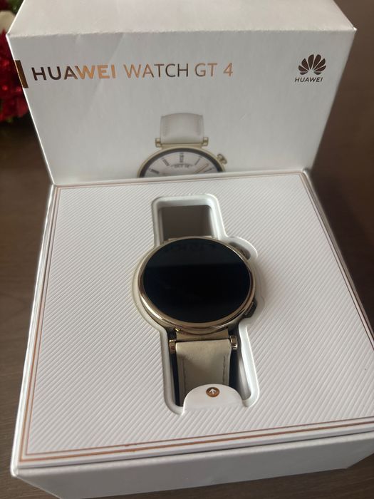 Часовник Huawei watch gt 4