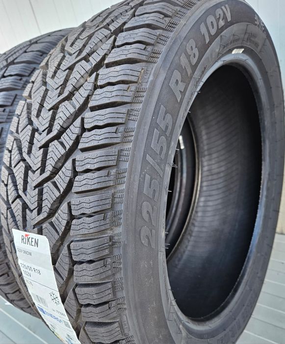 225/55 R18, 102V XL, RIKEN (by Michelin) Suv Snow, Anvelope iarna M+S