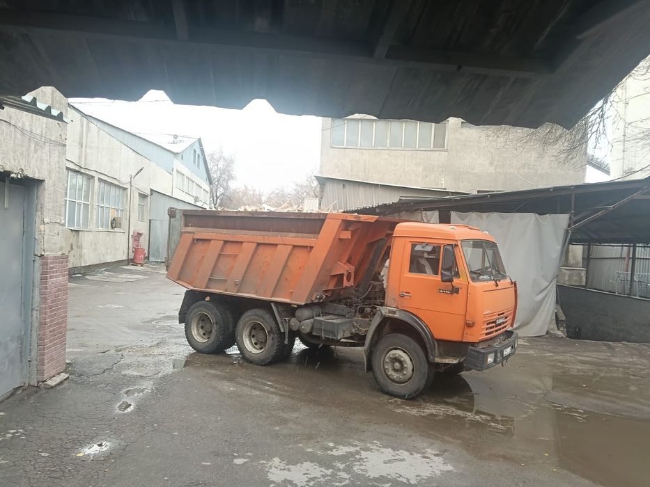 Вывоз мусор и доставка камаз песок,