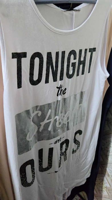 Нови аутлет дрехи на едро